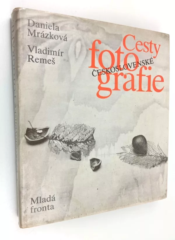 Cesty československé fotografie