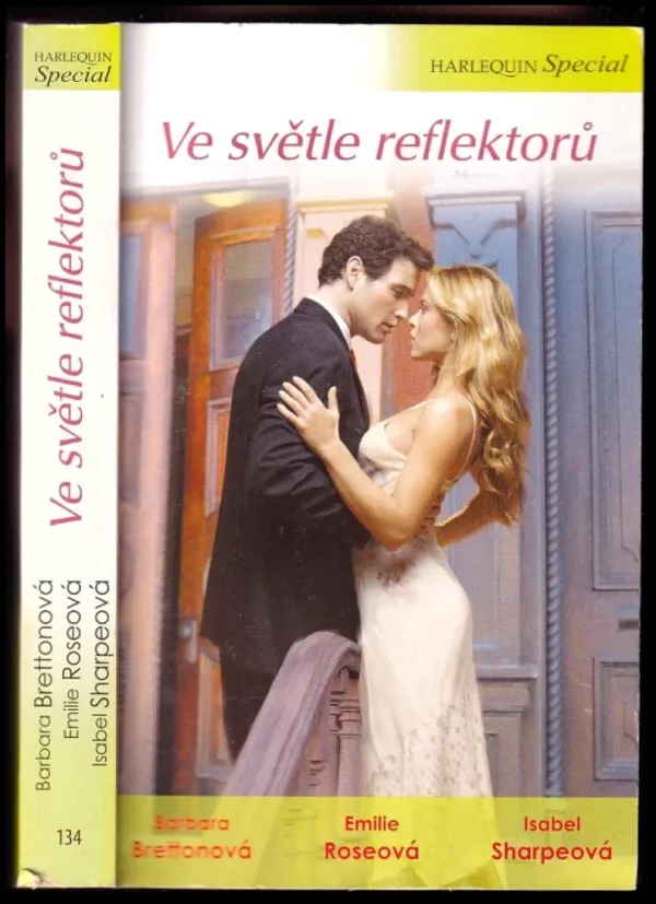 Ve světle reflektorů