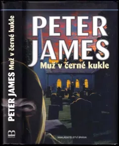Muž v černé kukle