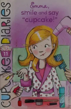 Emma, smile and say "cupcake!"