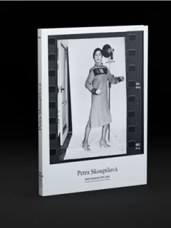PETRA SKOUPILOVÁ: MÓDNÍ FOTOGRAFIE 1975 – 2003